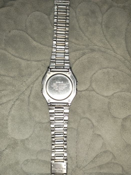 Часы японские наручные