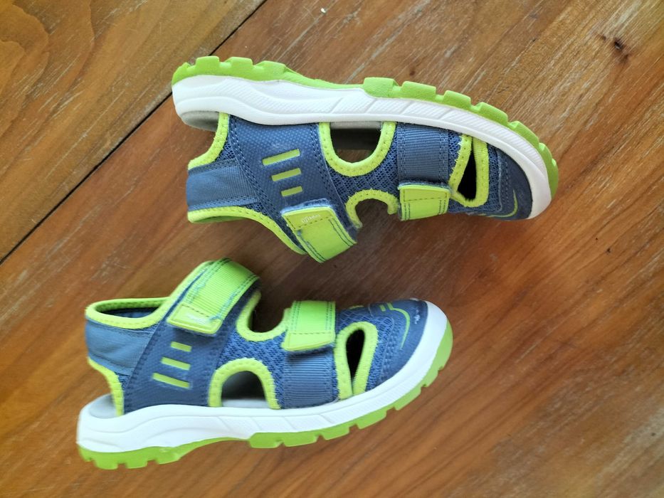 Sandale Superfit mărimea 28 int. 17,5 cm