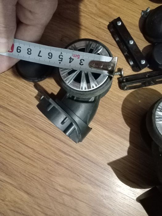 Колеса от чемодана