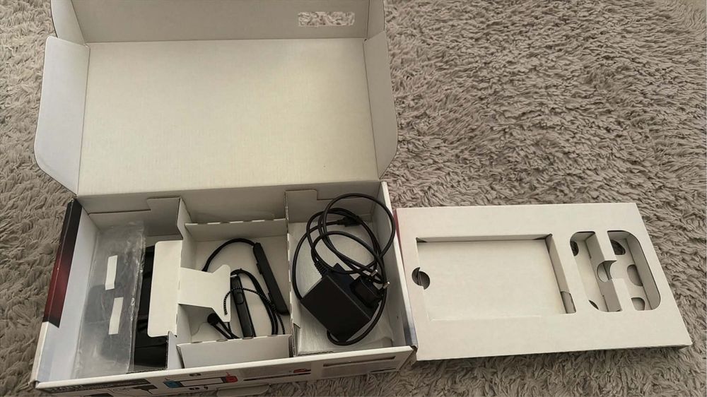 Nintendo Switch V1+ Joy-Con + Dock 900 lei