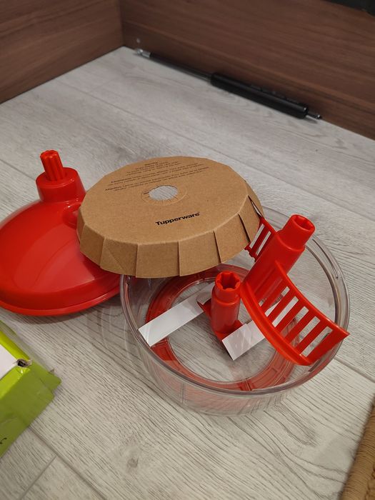 Продукти на Tupperware