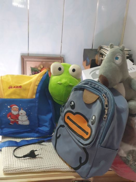 Продам детский рюкзак. Термобокс.