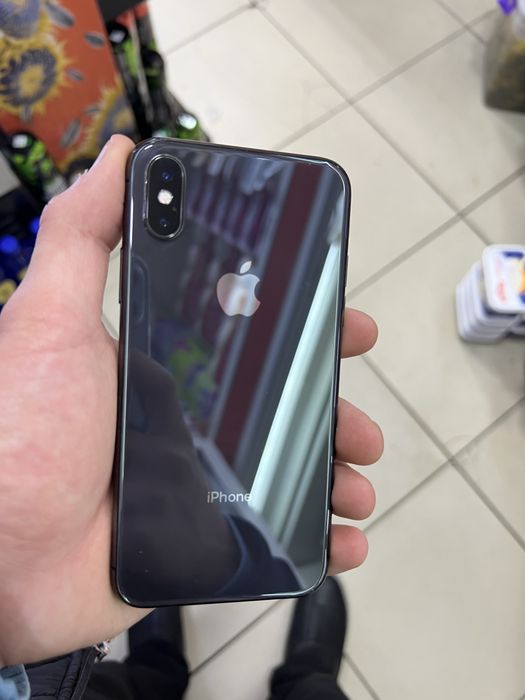 Iphone x srochna sotiladi
