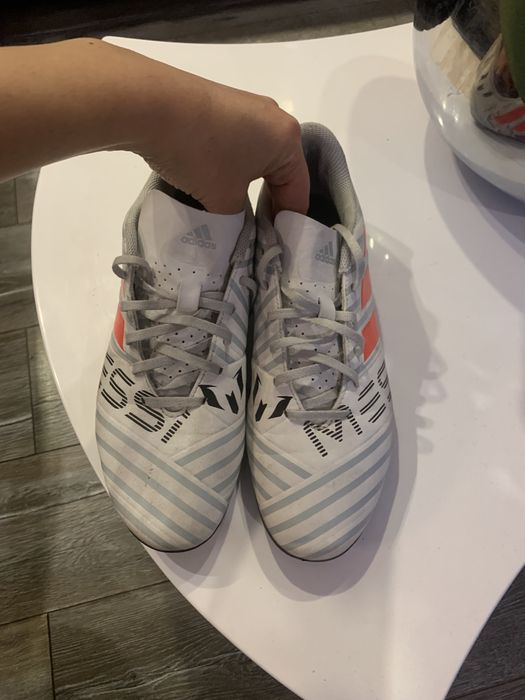 Футболни обувки Addidas Messi номер 41,5