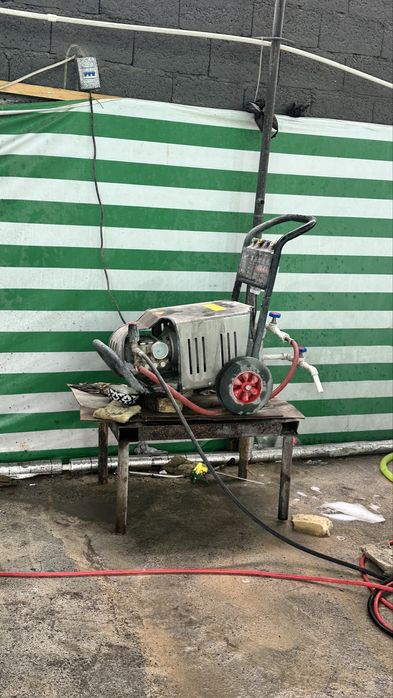 Moyka jihozlari sotiladi