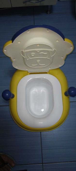 Olita noua cu capac in cutie Cangoroo