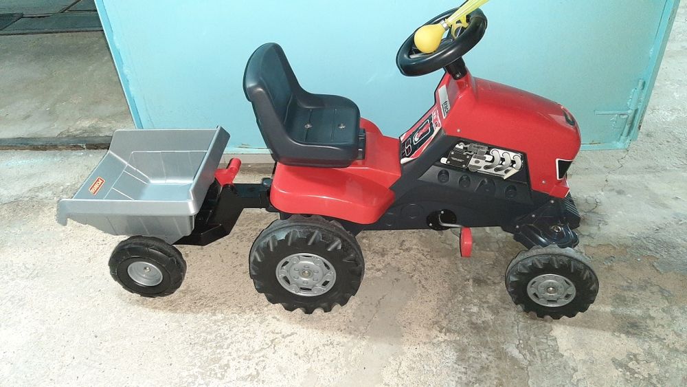 Машинка-трактор с прицепом