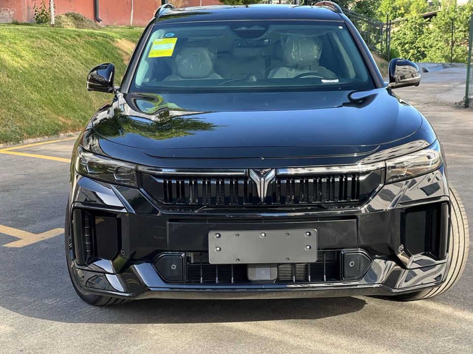 Voyah free apollo Tech. Qoraga qora. Oqga qora salonlariyam bor