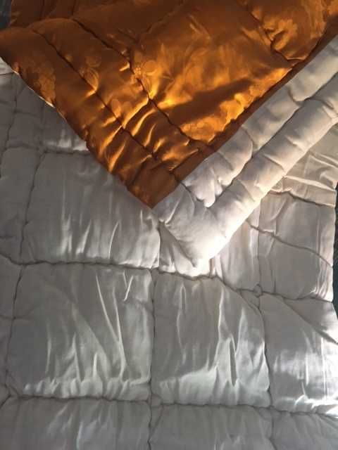 Продавам хавлиени кърпи, юрган, олекотена спална завивка