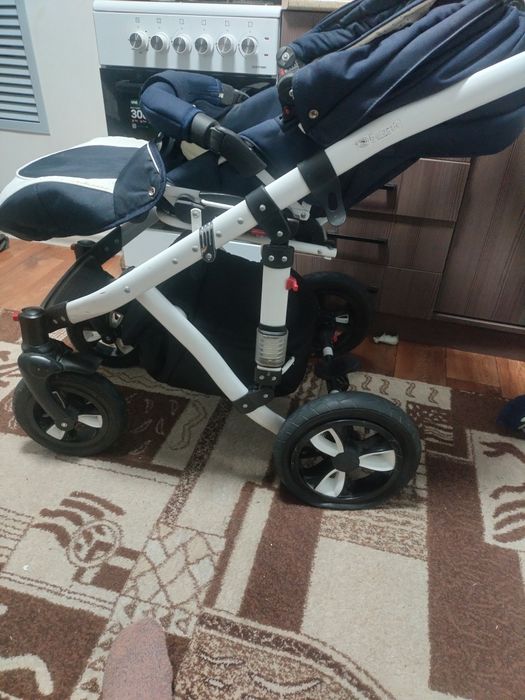 Детская коляска , комплект