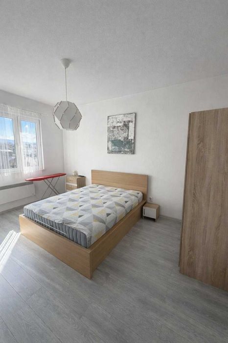 Дава се под наем Двустаен апартамент в София, Център - 70 кв.м за 580 € - Снимка #2
