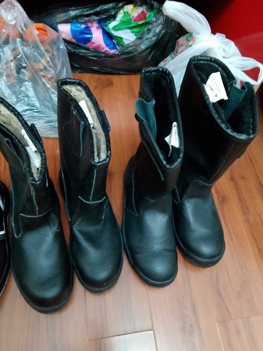 Продам зимние сапоги