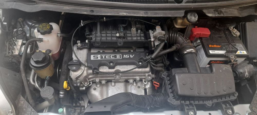 продается спарк хорошая машина для езды по городу