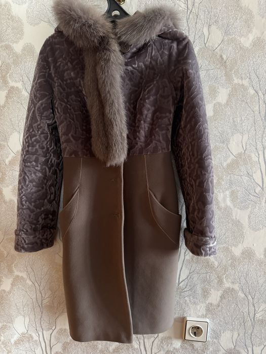 Продам зимнее пальто