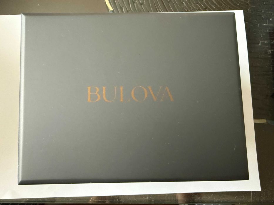 Часовник BULOVA 98B390 Limited Edition