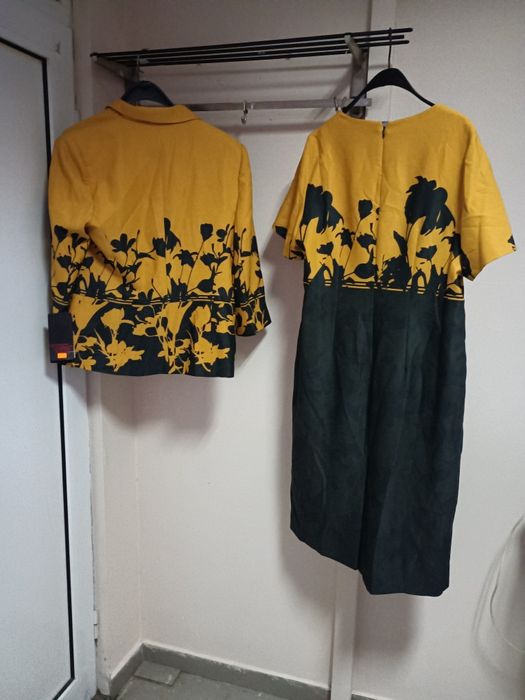 Костюми и рокли-60евро