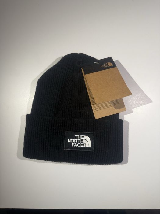 Черна North face шапка