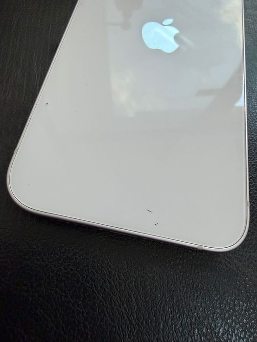 Vând iPhone 13 128gb pink