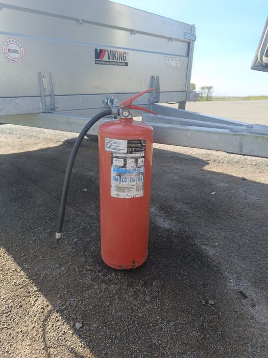 Продам огнетушитель