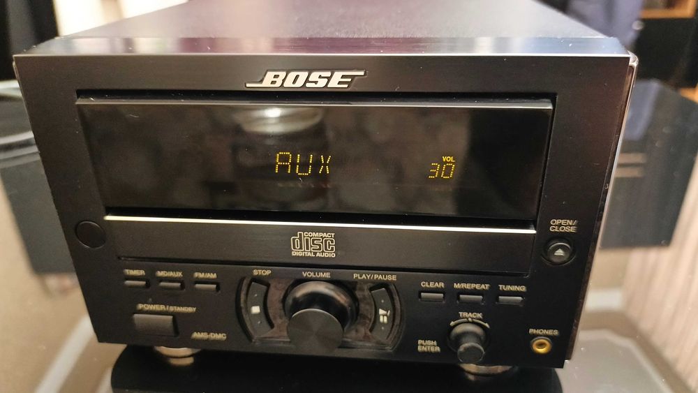 Продам аудиосистему Bose AMS-DMS (CD/Tuner) с колонками Cortland
