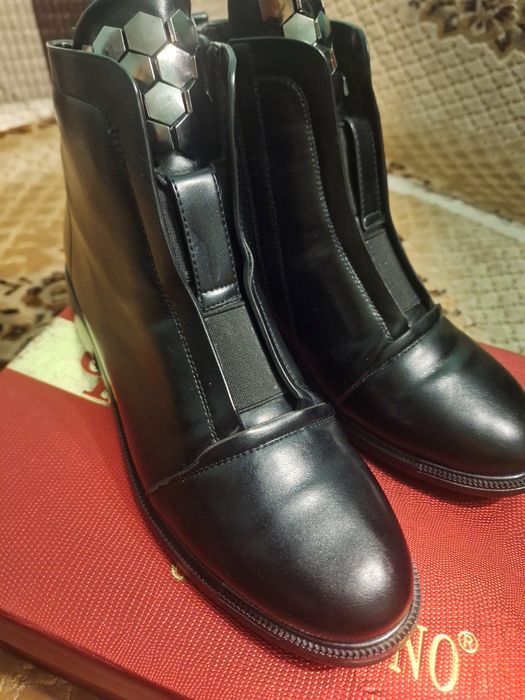 Ботинки женские 39 размер