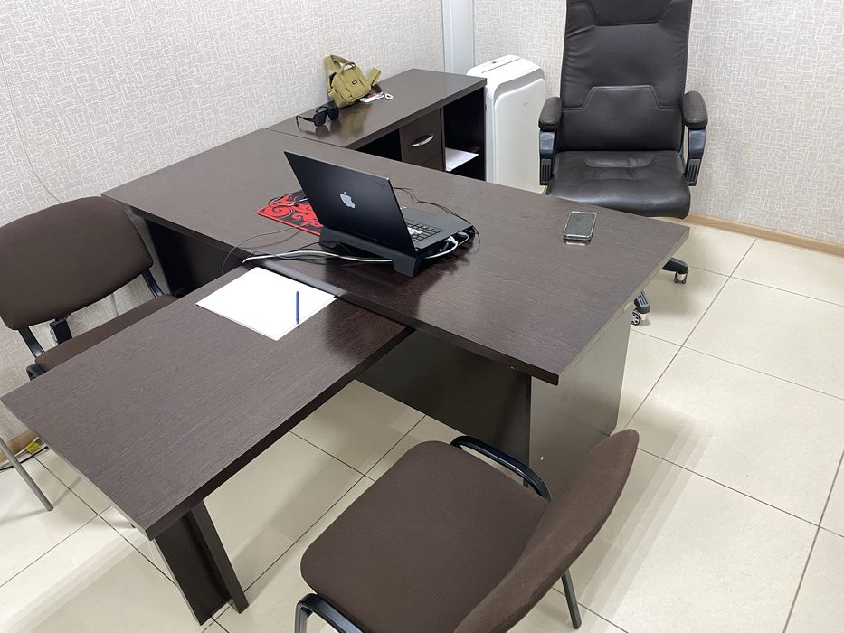 Продам офисную мебель технику