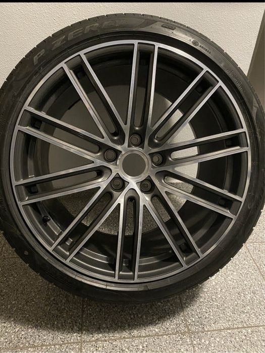 Janta Originala Porsche Panamera 971 Turbo 4 R 21 de spate