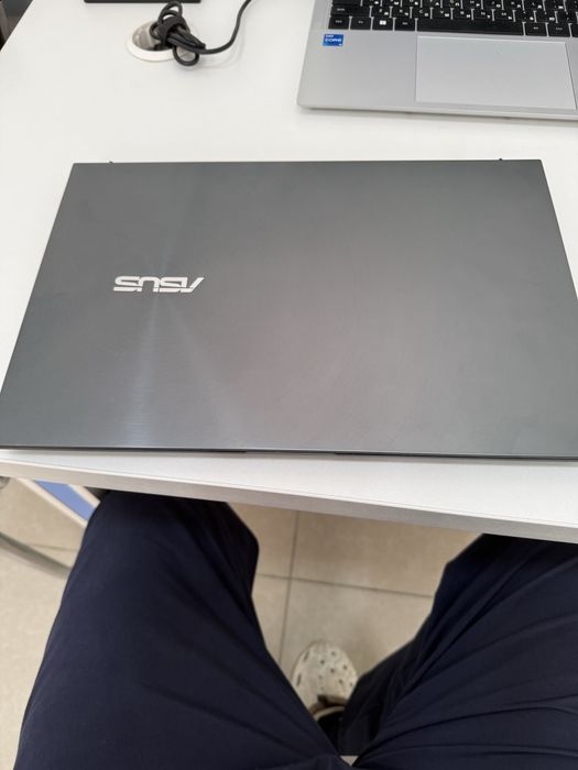 Asus Zenbook UM535Q PRO 15 OLED
