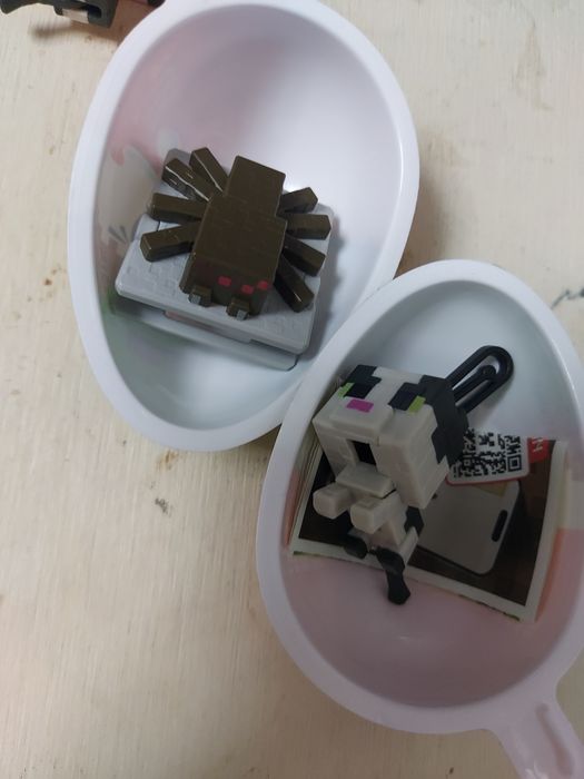 киндер джой кошка на скрепке