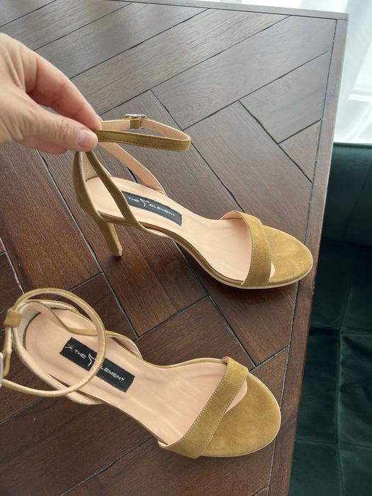 Sandale camel The 5th element