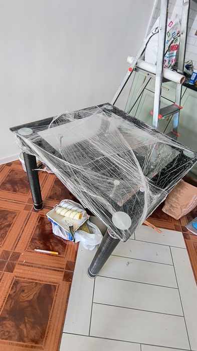 Трапезна квадратна маса