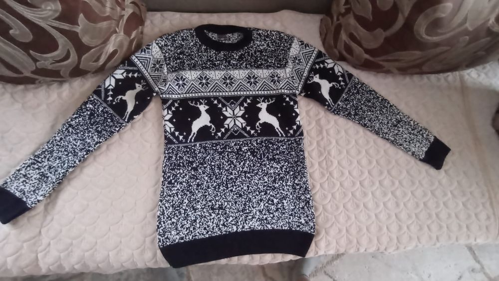 Зимний свитер размер м