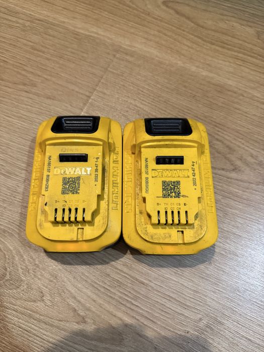 Set 2x Baterii Dewalt 18v 5Ah PowerStack