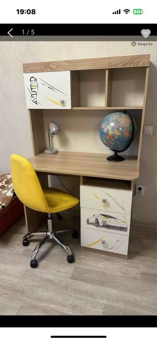 письменный стол подростковый