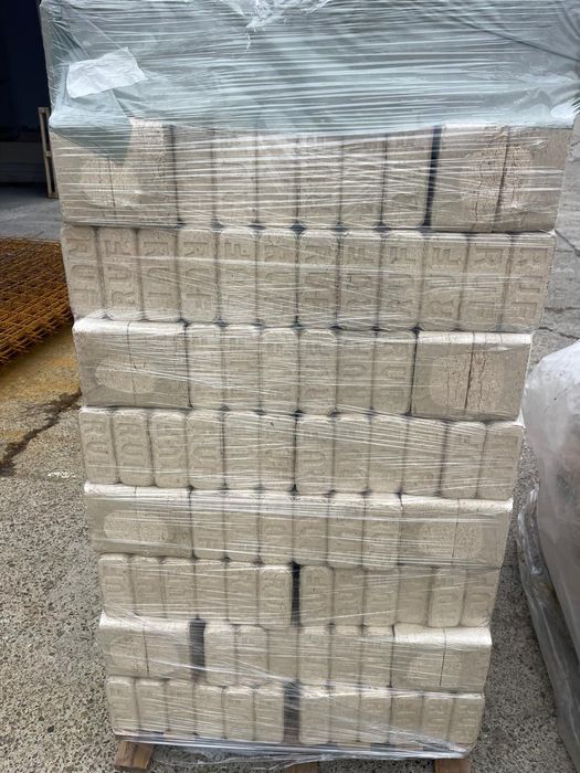 Vând brichete ruff proveniență Ucraina, din rumeguș rășinoase