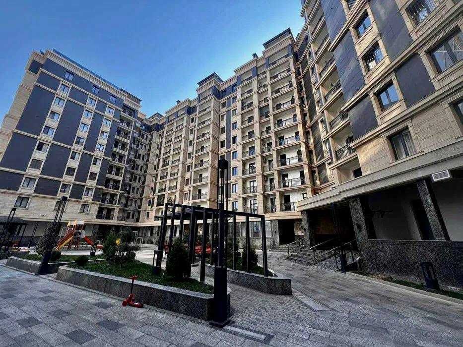 Просторная квартира в ЖК City Life, 3 комнаты, 106 м²