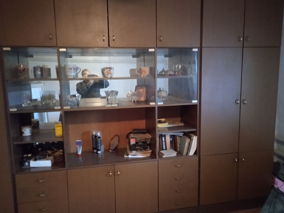 Продам стенку и обеденную зону