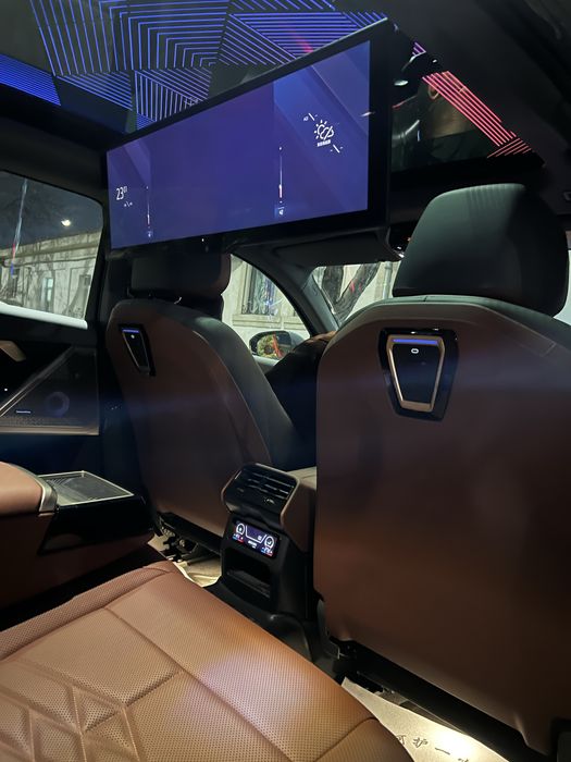 Bmw i 5  35 L   2024/12 полний фулл