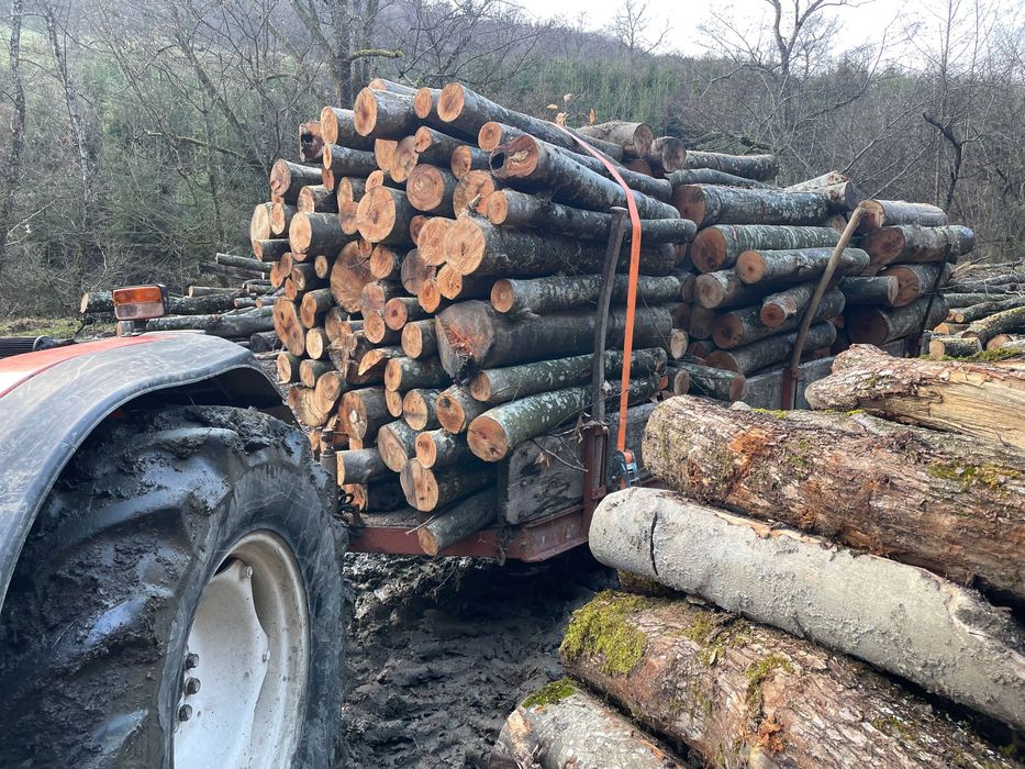 Remorcă dupa tractor