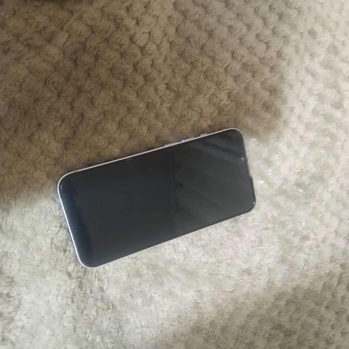 Айфон 14 в хорошем состоянии