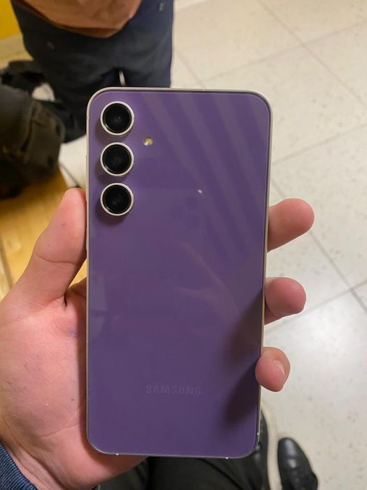 обмен самсунг С23фе