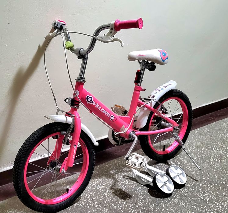 Bicicleta fetite 5 - 7 ani!! Pret promotional de Craciun