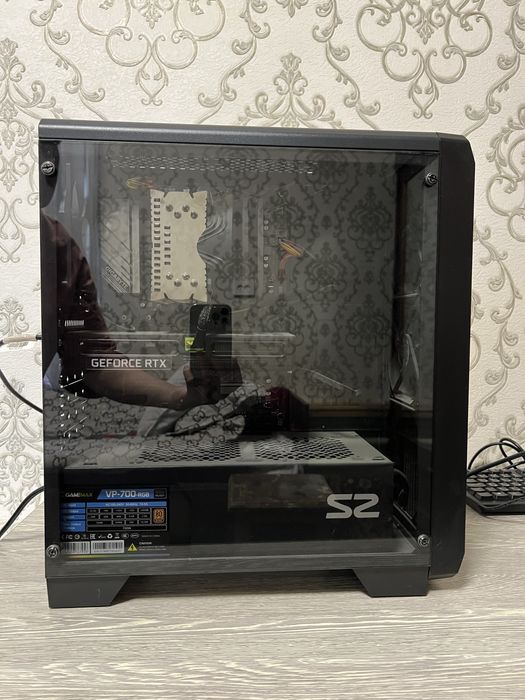 Kompyuter HP M27f