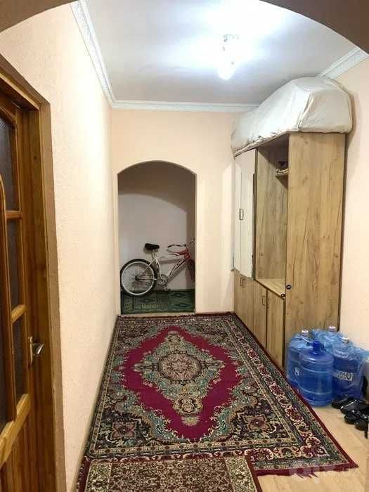 Беруний метро 2 хона сотилади холати яхши