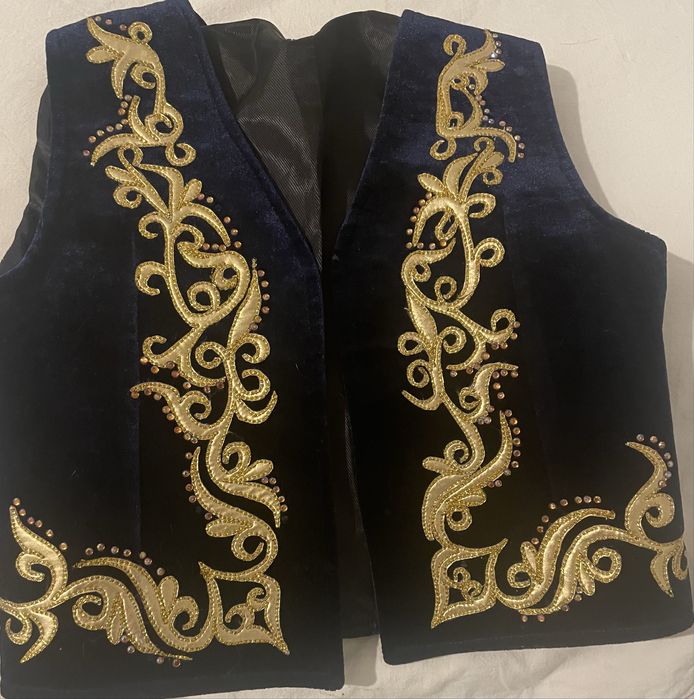 Продаю кажекей на 3-5 лет детский.