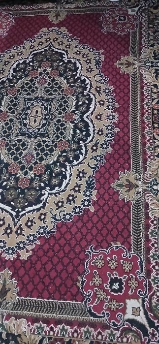 Gilamlar sotiladi kelishgan holda