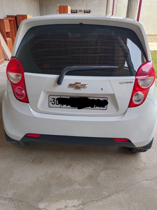 Спарк 2евро отличном состайане механика на бензине