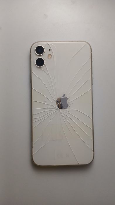 11 айфон белый 11 IPhone white