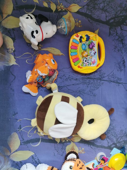 Продам игрушки в хорошем состоянии