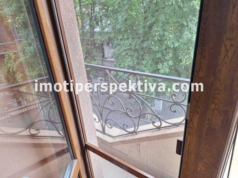 Продава се Тристаен апартамент в Пловдив, Беломорски - 100 кв.м за 2244 €/кв.м - Снимка #6